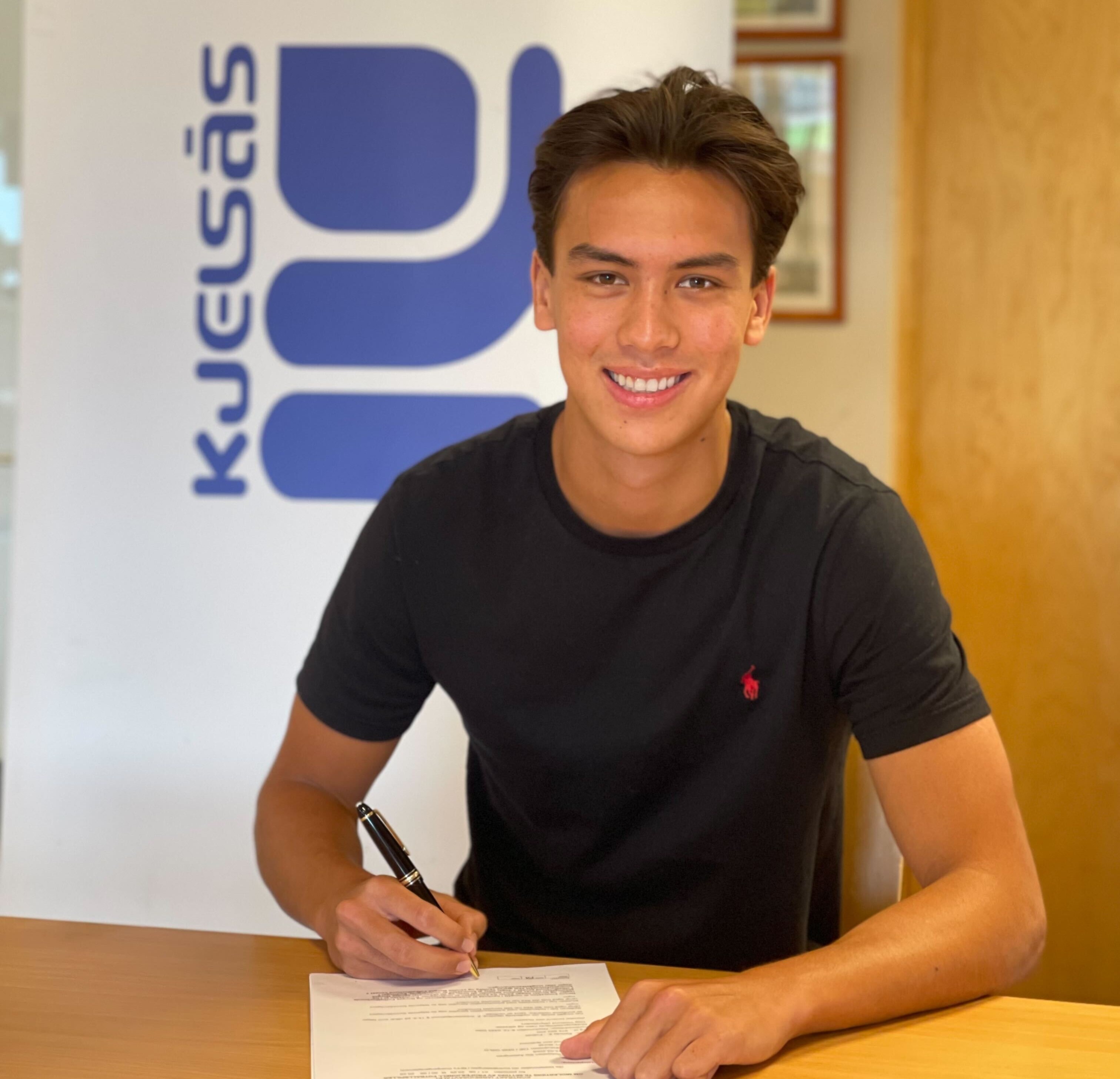Patrick har signert ny 3-årskontrakt!